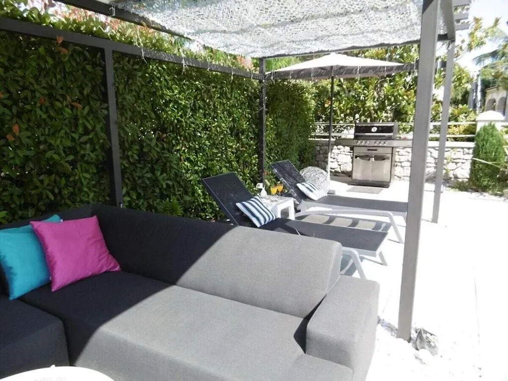 Villa Luka Apartment Cream Funtana Croatia
