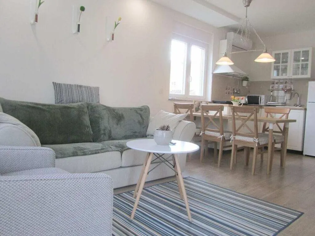Villa Luka Apartment Cream Фунтана 0*,
