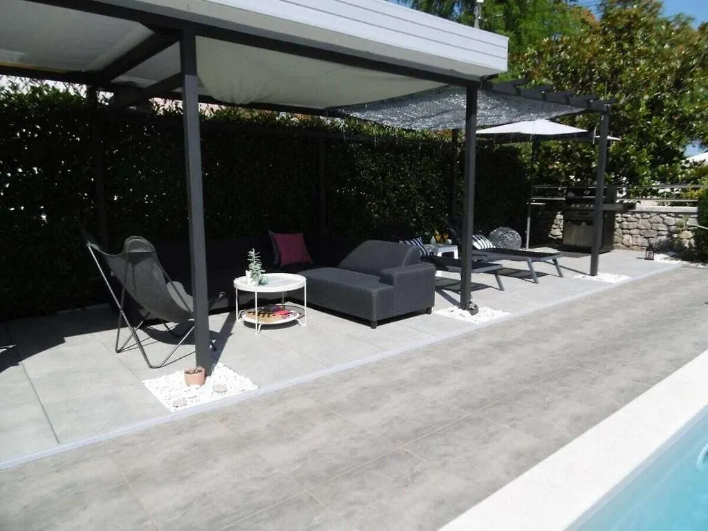 Villa Luka Apartment Cream Funtana 0*,  Croatia