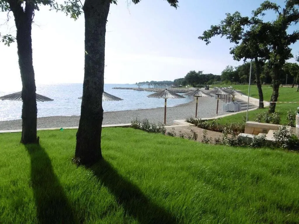 Villa Luka Apartment Cream Funtana 0*,
